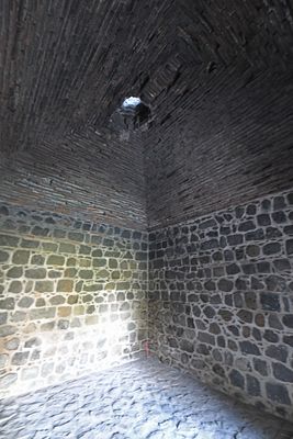 Diyarbakır At south wall of inner fortress in 2024 0248.jpg