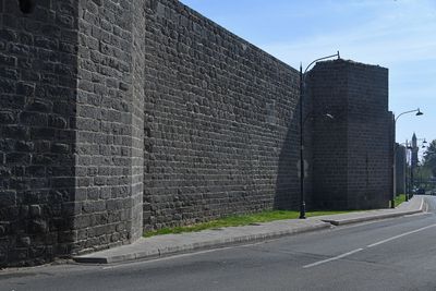 Diyarbakır At south wall of inner fortress in 2024 6717.jpg