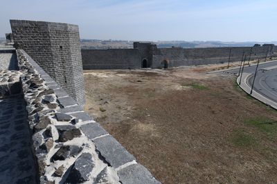 Diyarbakır On south wall of inner fortress in 2024 0243.jpg