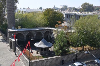 Diyarbakır On south wall of inner fortress in 2024 6729.jpg