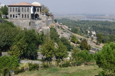 Diyarbakır On south wall of inner fortress View from easternmost tower in 2024 6731.jpg