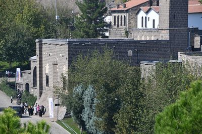Diyarbakır On south wall of inner fortress View from easternmost tower in 2024 6738.jpg