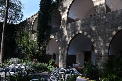 Diyarbakır Deliller Hanı in 2024 7102.jpg