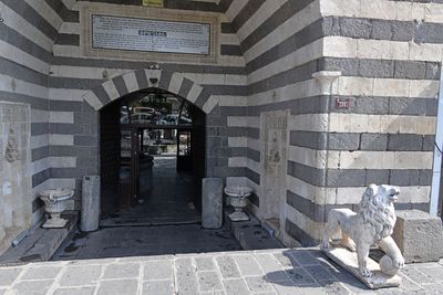Diyarbakır Deliller Hanı in 2024 7106.jpg