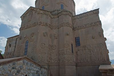 Akdamar Large groups of reliefs 419.jpg
