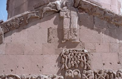 Akdamar Saint Matthew relief 045.jpg