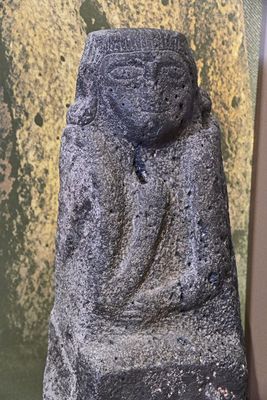 Mardin Museum Death cult statue, Kızıltepe Girbel Höyük 1600-900 BC in 2025 9056.jpg