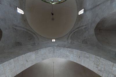 Mardin Ulu Camii Interior central part ceiling in 2025 0979.jpg