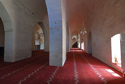 Mardin Ulu Camii Interior from west in 2025 1015.jpg