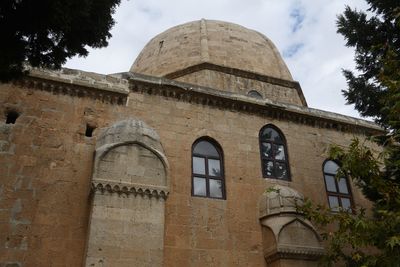 Mardin Melik Mahmut Camii South side in 2025 8962.jpg