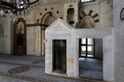 Mardin Latifiye Mosque Interior Minbar in 2025 1032.jpg