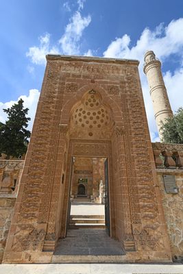 Mardin Latifiye Mosque Outer gate in 2025 1030.jpg