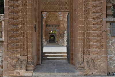 Mardin Latifiye Mosque Outer gate in 2025 9030.jpg