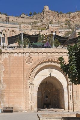 Mardin Şehidiye Mosque Courtyard Water stream in 2025 8889.jpg