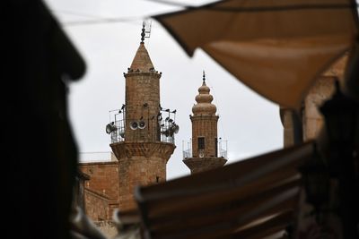 Mardin Reyhaniye Mosque and Şehidiye Mosque minarets in 2025 9011.jpg