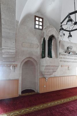 Mardin Reyhaniye Mosque Inside prayer room in 2025 0959.jpg