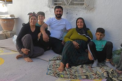 Şanlıurfa Family in 2025 9209.jpg