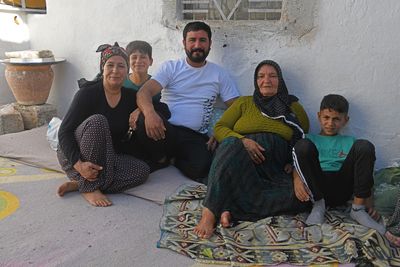 Şanlıurfa Family in 2025 9210.jpg