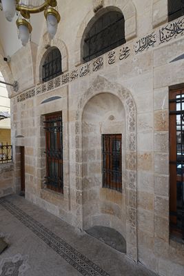 Şanlıurfa Çarhoğlu Mosque Porch in 2025 1278.jpg