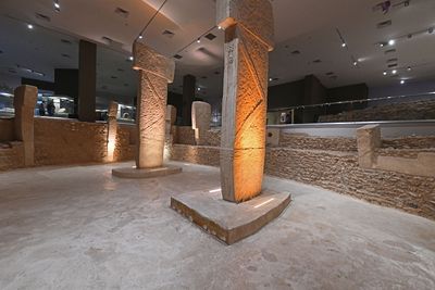 Urfa museum Gbeklitepe Temple D replica in 2025 1221.jpg