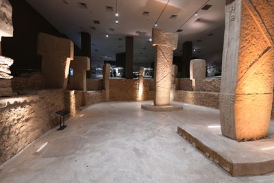 Urfa museum Gbeklitepe Temple D replica in 2025 1222.jpg