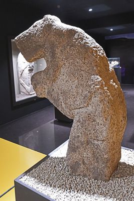 Urfa museum Karahantepe Human statue with leopard on back Neolithic Age in 2025 1211.jpg