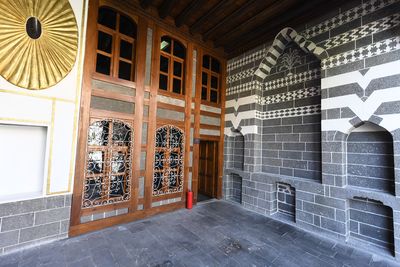 Diyarbakır Cahit Sıtkı Tarancı House Museum South facade Eyvan in 2025 0753.jpg