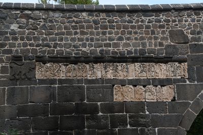Diyarbakır Ten-Arched Bridge View from southwest side of Tigris in 2025 9144.jpg