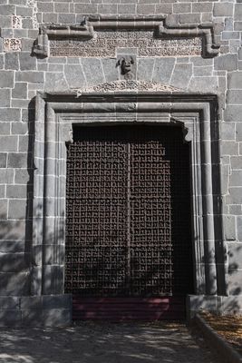 Diyarbakır Outside walls West side A from Urfa Kapısı to corner to south in 2025 8735.jpg