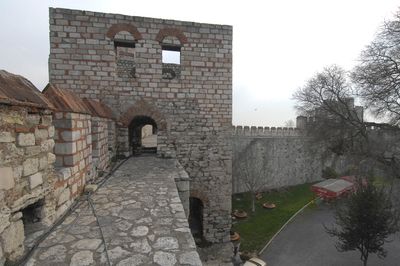 Yedikule Entrance gate from positions (north)east in 2006 3412