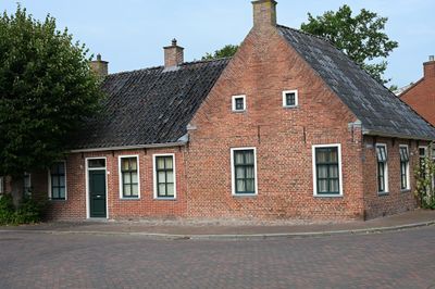 Stedum