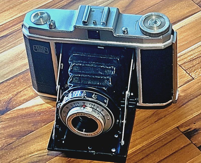Zeiss Ikon Nettar 515