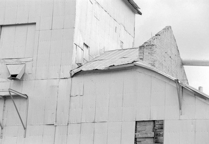 R0251-014.jpg