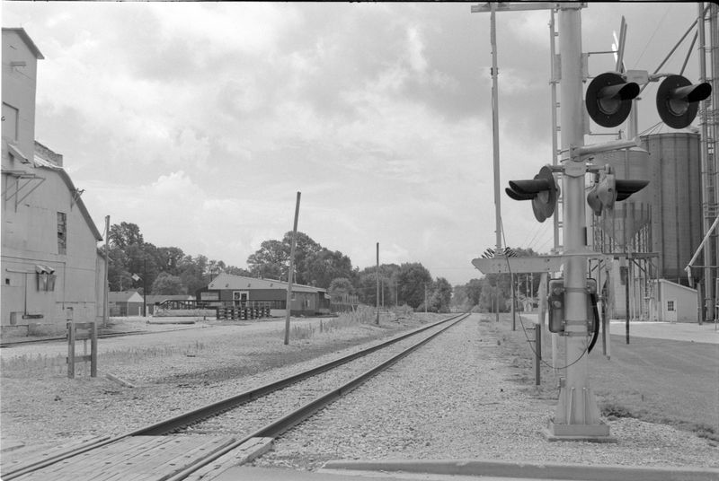 R0251-005.jpg