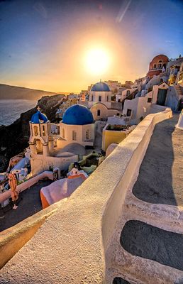 Santorini & Mykonos