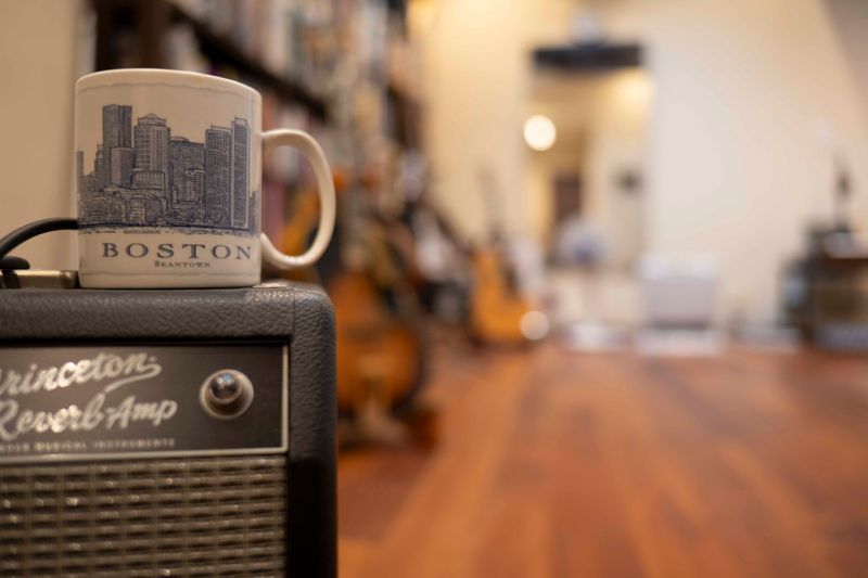 CV Nokton 28/1.5 at f/2.0