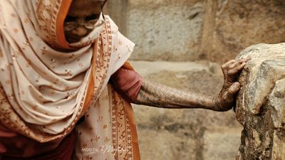 Hand and Stone | Delhi, India