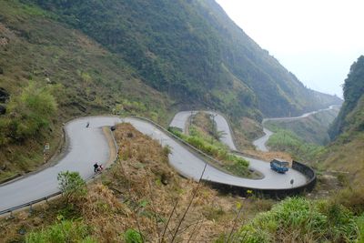 The Serpentine Tham Ma Pass (DSCF2257.JPG)