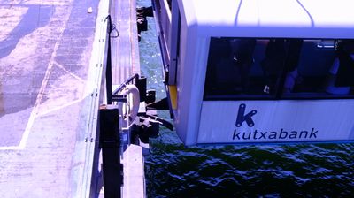 Docking The Ferry (DSCF3807.JPG)