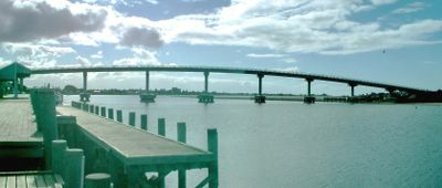 The controversial bridge to Hindmarsh Island