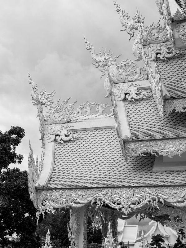 Wat Rong Khun