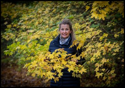 Susanne in autumn colors - Lund