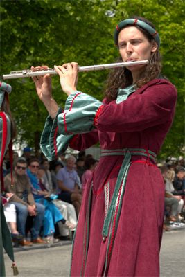 h_bl-102.jpg