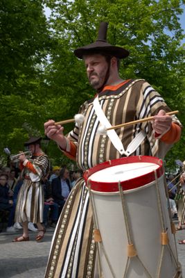 h_bl-116.jpg