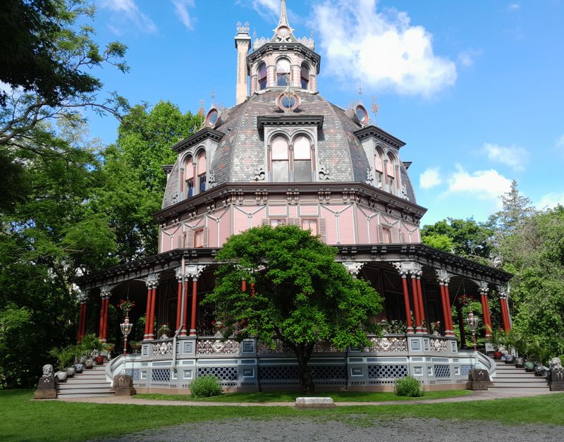 octagon_house