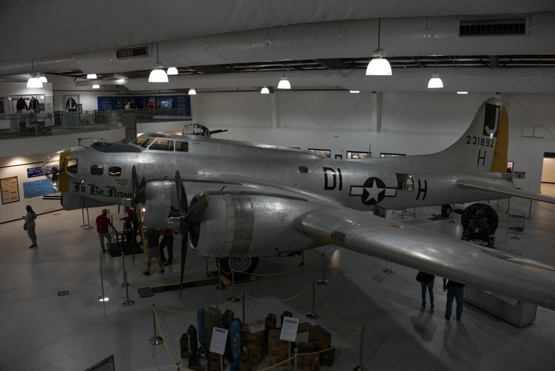 _Z632515.jpg