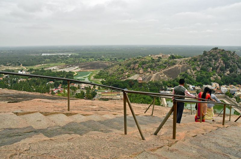 Vindhyagiri Hill - Shravanabelagola below - India-2-0903