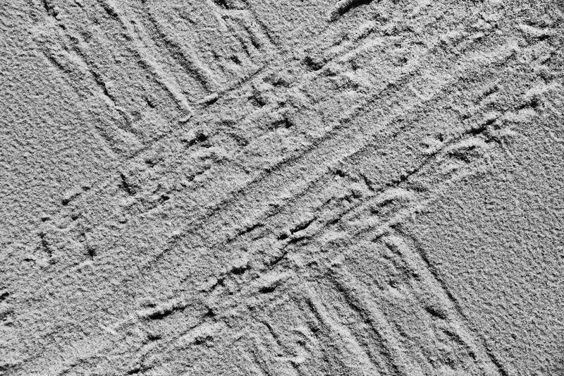 05-19 Cross tracks 3999bw