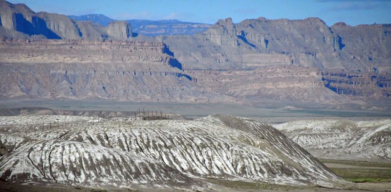 Gypsum - Utah19-2-0481