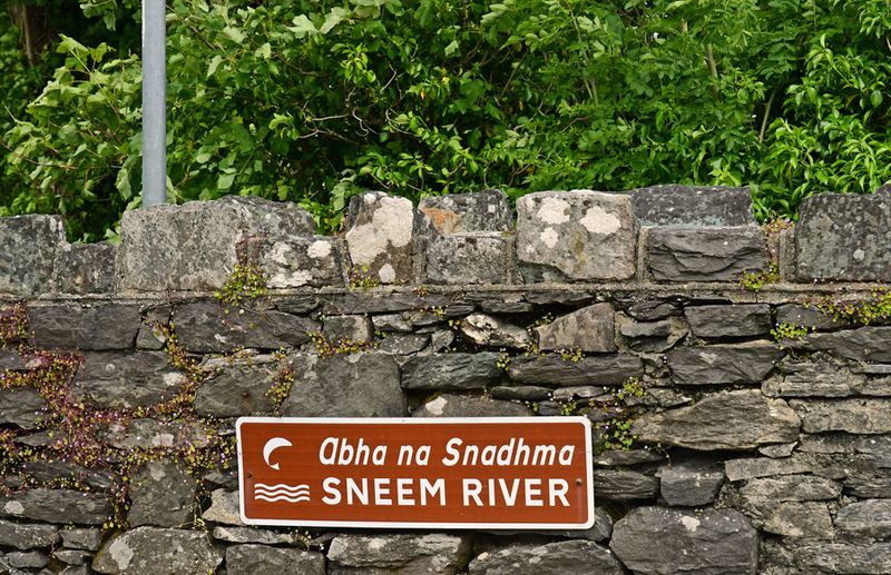 06-10 Over the Sneem 4818